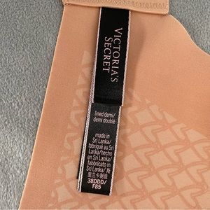 Victoria's Secret | Intimates & Sleepwear | 38ddd Victorias Secret Nude